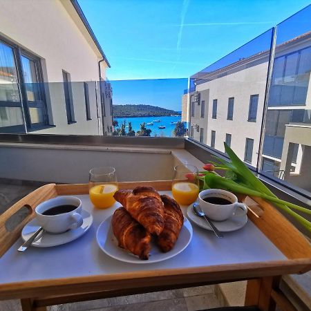 Black Pearl - Luxury Seaside App With Pool & Bbq, Istra Banjole Extérieur photo